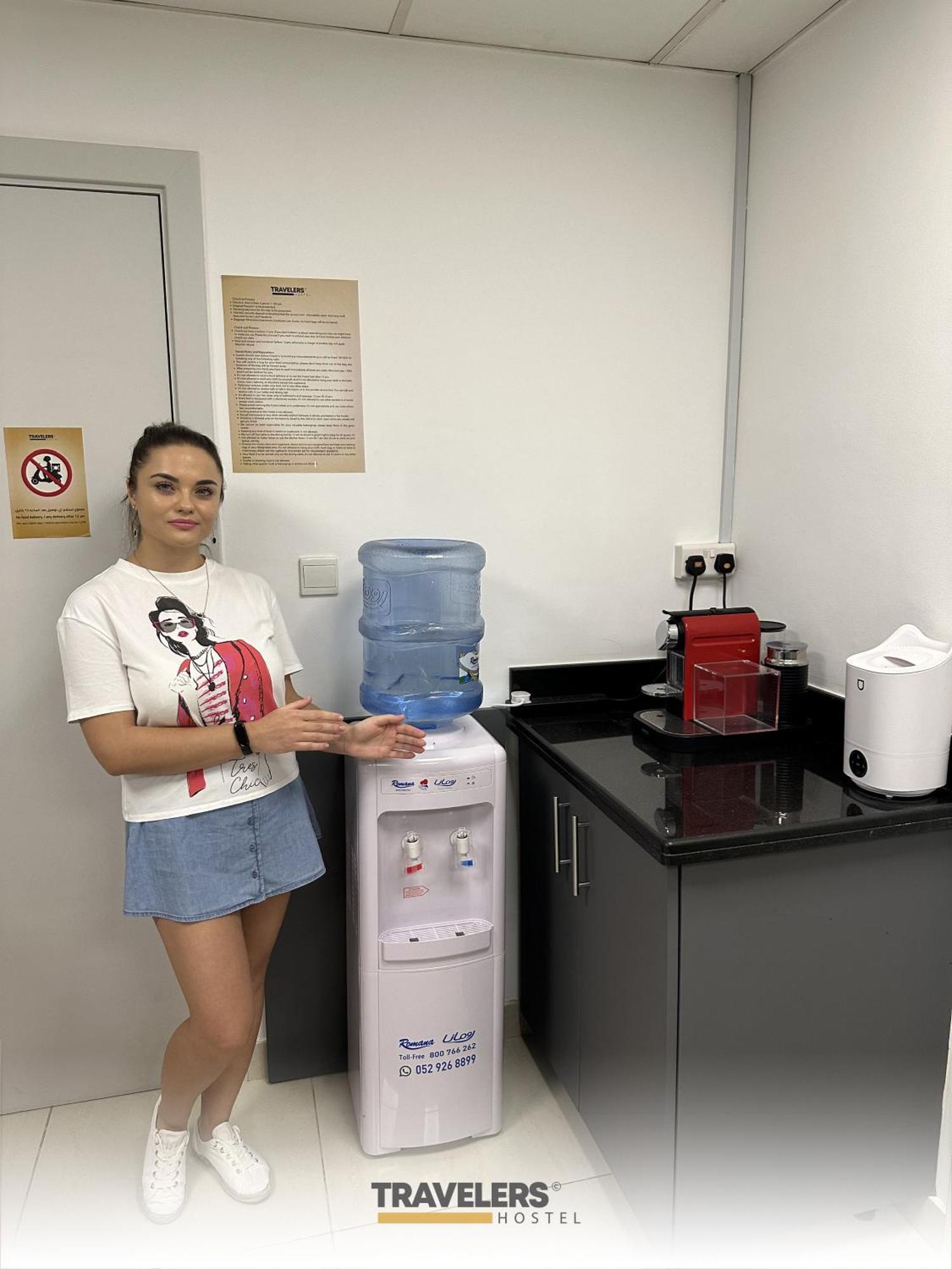 Travelers - Dubai Marina Hostel Eksteriør bilde